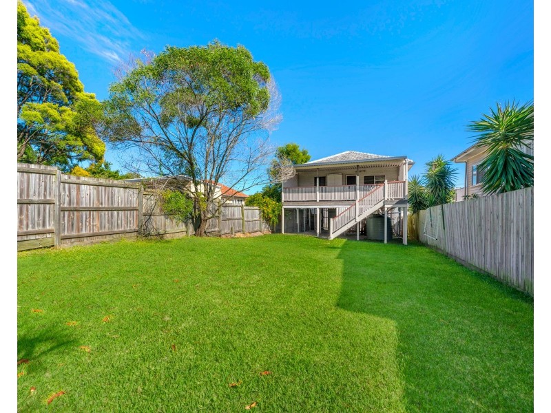 20 Herbert Street, Camp Hill QLD 4152
