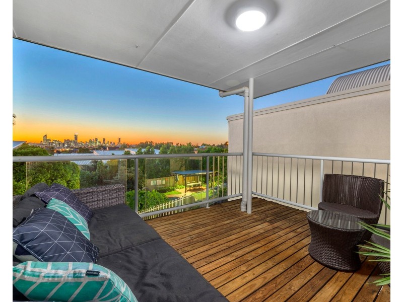 1/52 Chatsworth Road, Greenslopes QLD 4120