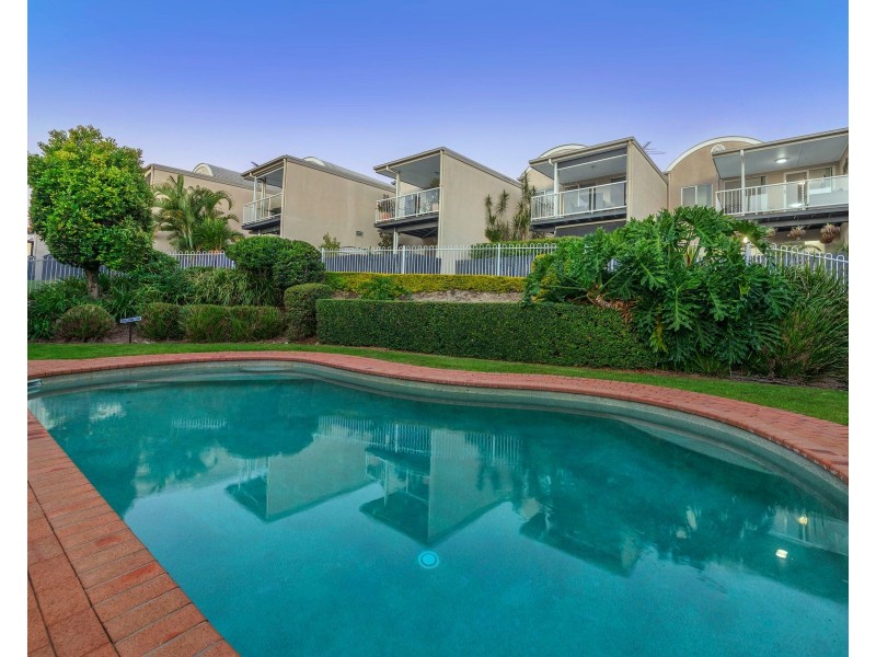 1/52 Chatsworth Road, Greenslopes QLD 4120