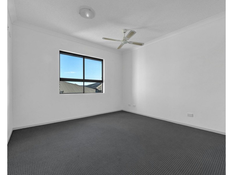 22/15 Kitchener Street, Coorparoo QLD 4151