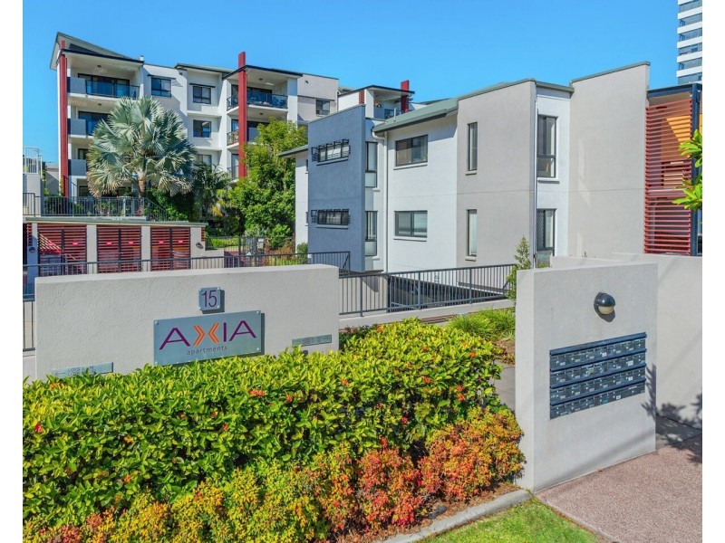 22/15 Kitchener Street, Coorparoo QLD 4151