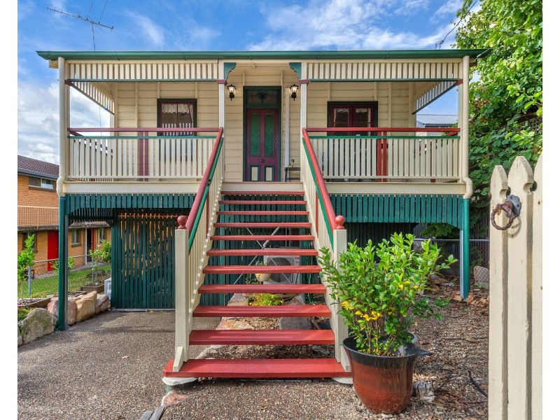 24 Shakespeare Street, Coorparoo QLD 4151