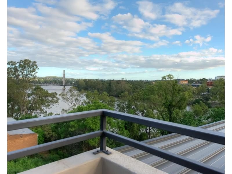 1/17 Rosecliffe Street, Highgate Hill QLD 4101