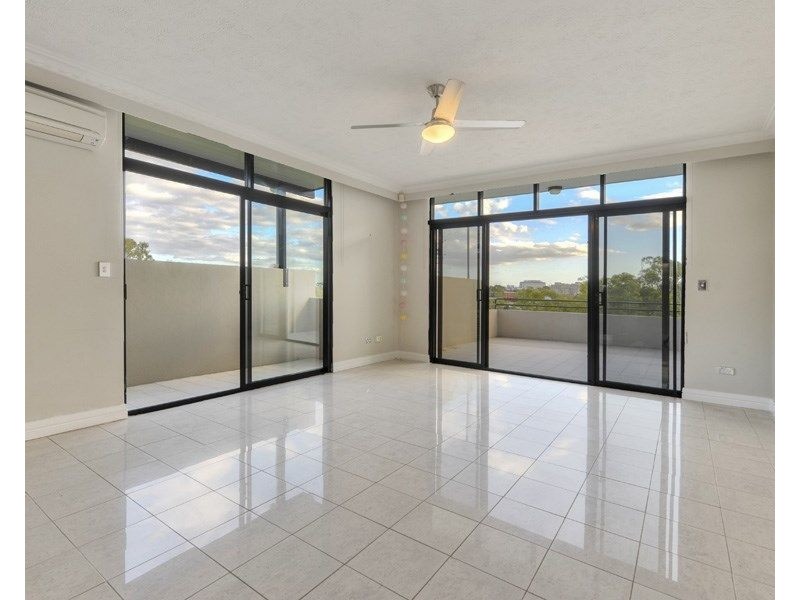 1/17 Rosecliffe Street, Highgate Hill QLD 4101