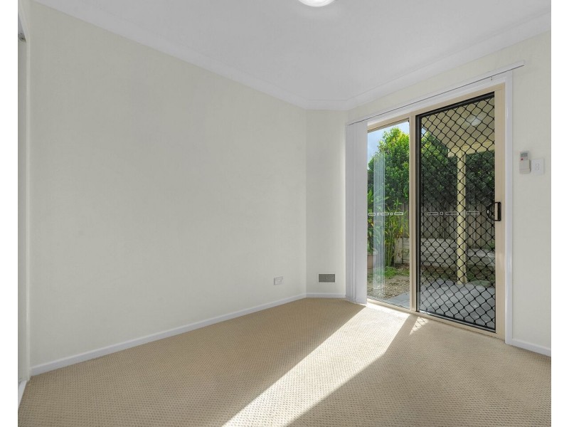 1/31 Mclay Street, Coorparoo QLD 4151