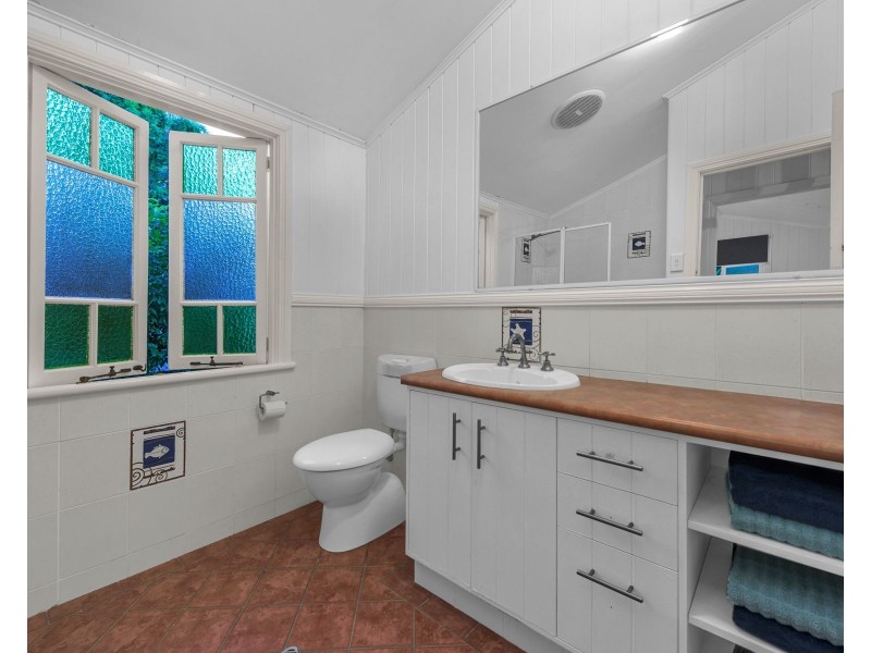 48 Raff Avenue, Holland Park QLD 4121