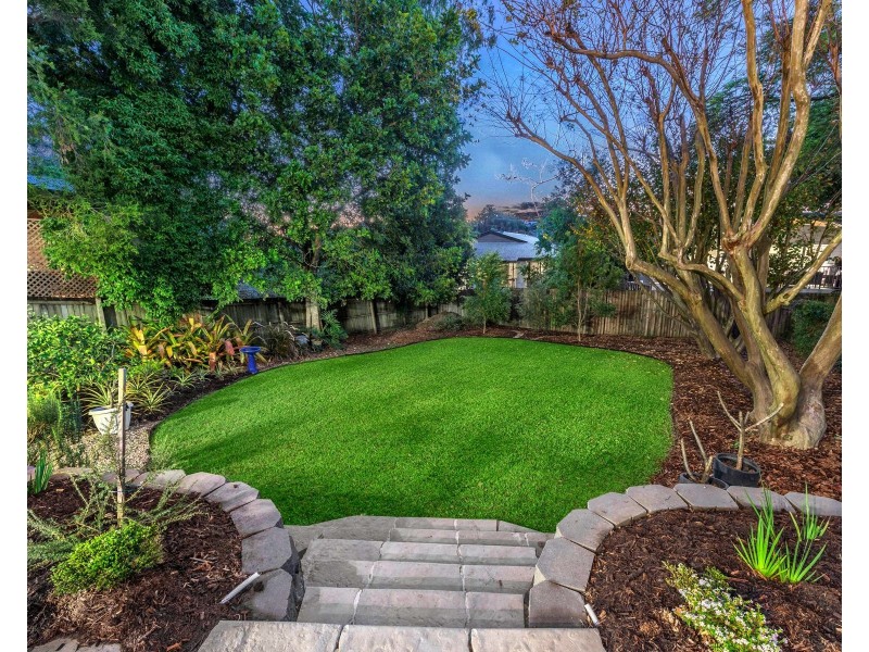 48 Raff Avenue, Holland Park QLD 4121