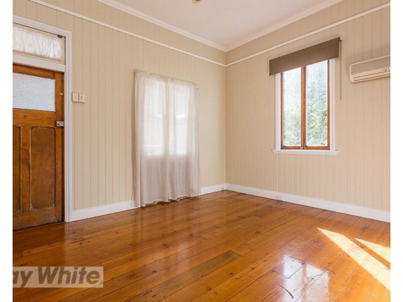 9 Birdwood Street, Coorparoo QLD 4151