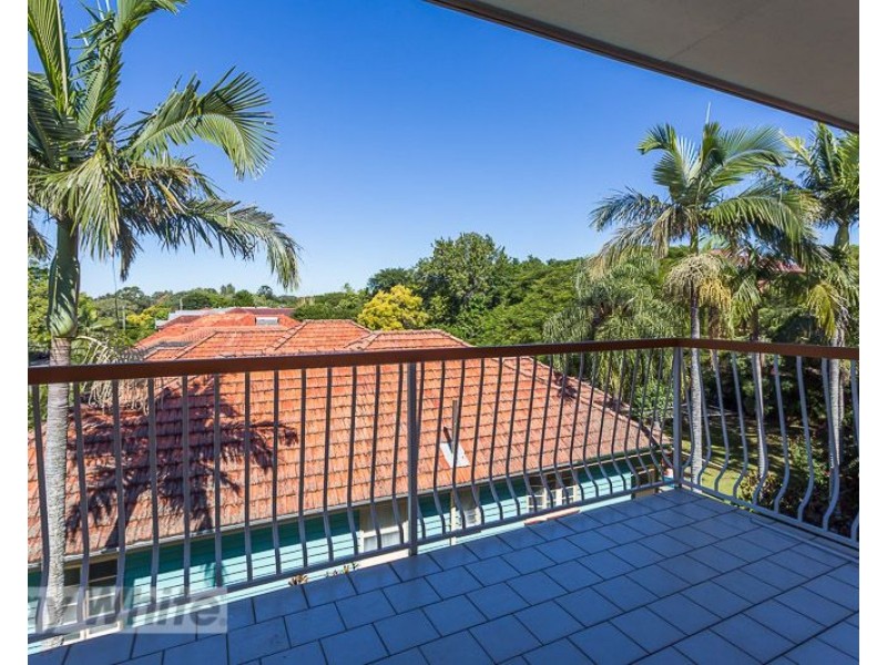 12/63-65 Baron Street, Greenslopes QLD 4120