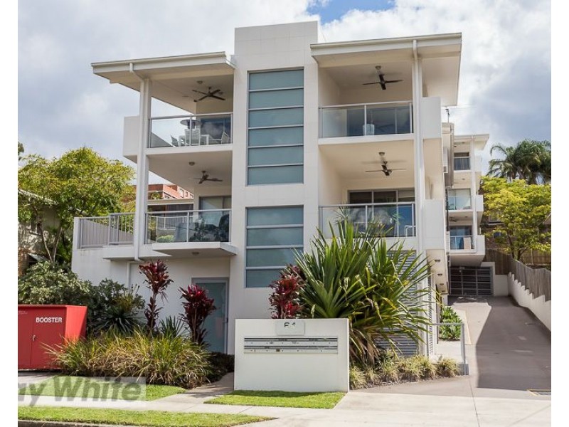 4/64 Pembroke Road, Coorparoo QLD 4151