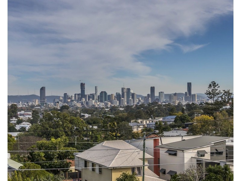 25 Oateson Skyline Drive, Seven Hills QLD 4170