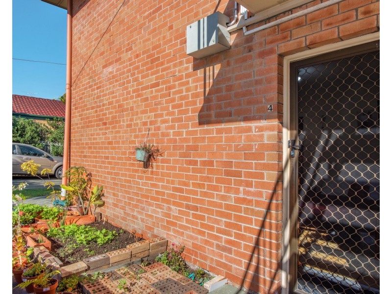 4/243 Old Cleveland Road, Coorparoo QLD 4151