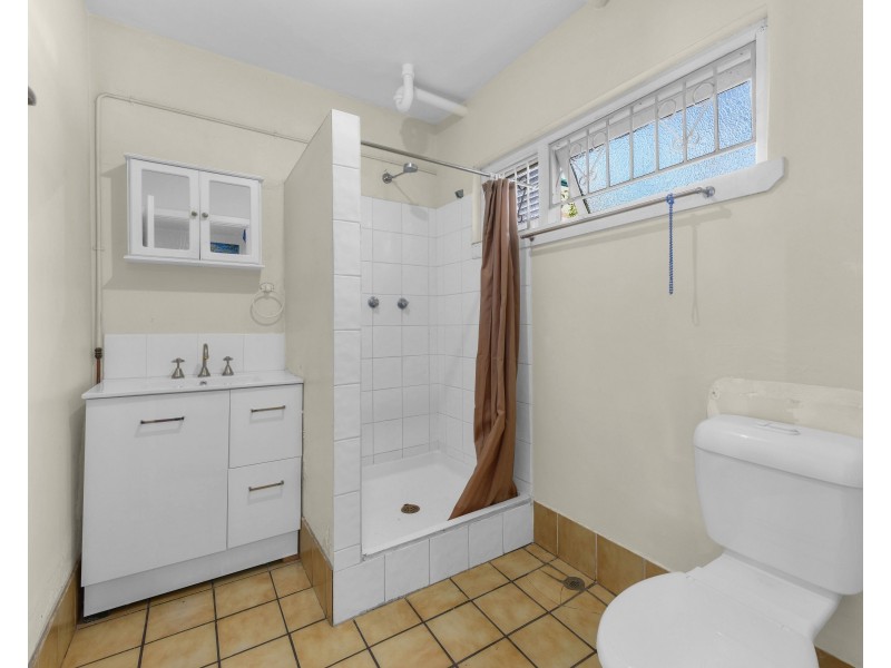 4/243 Old Cleveland Road, Coorparoo QLD 4151