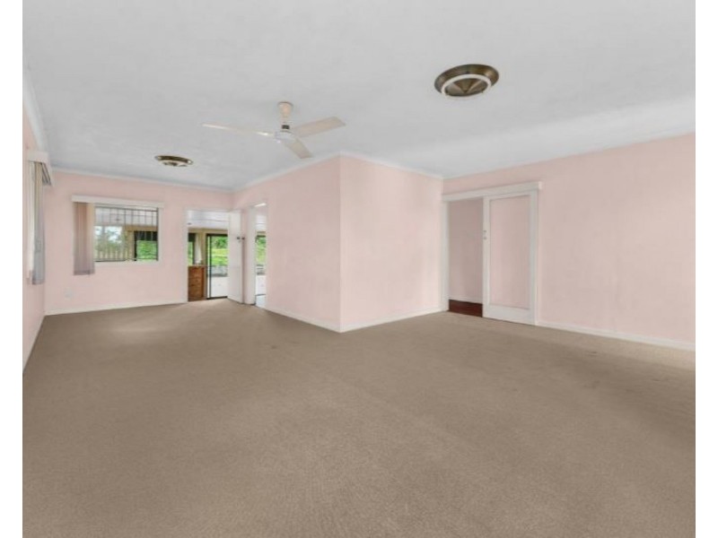 118 Norman Avenue, Norman Park QLD 4170