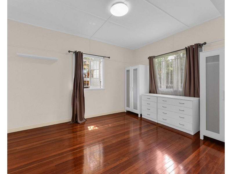 46 Pampling Street, Camp Hill QLD 4152