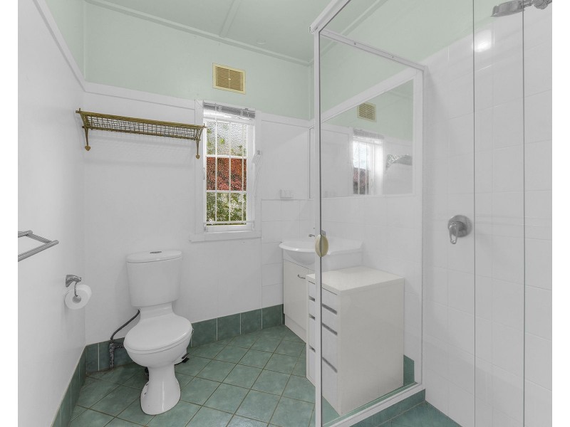 46 Pampling Street, Camp Hill QLD 4152