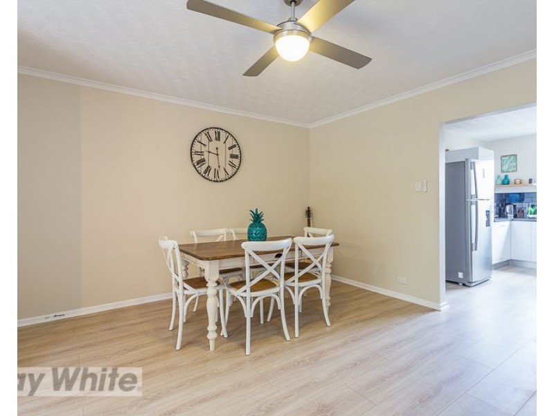 3/8 Robinson Street, Coorparoo QLD 4151