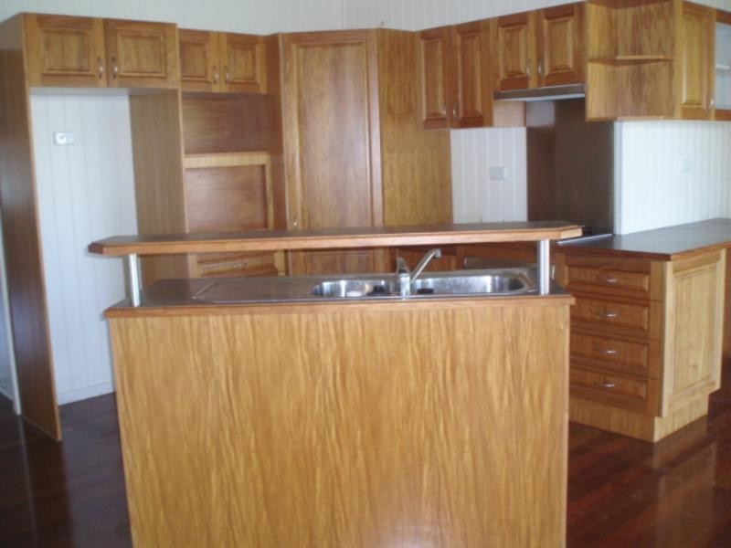 11 Howard Street, Coorparoo QLD 4151