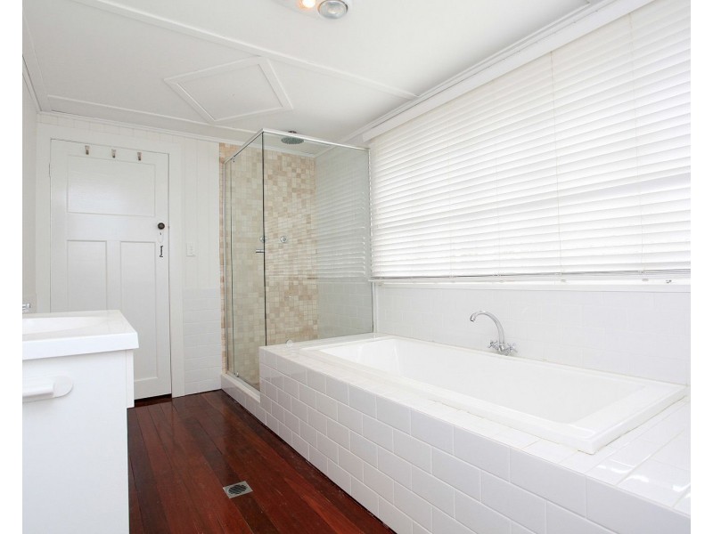 56 Mackay Street, Coorparoo QLD 4151