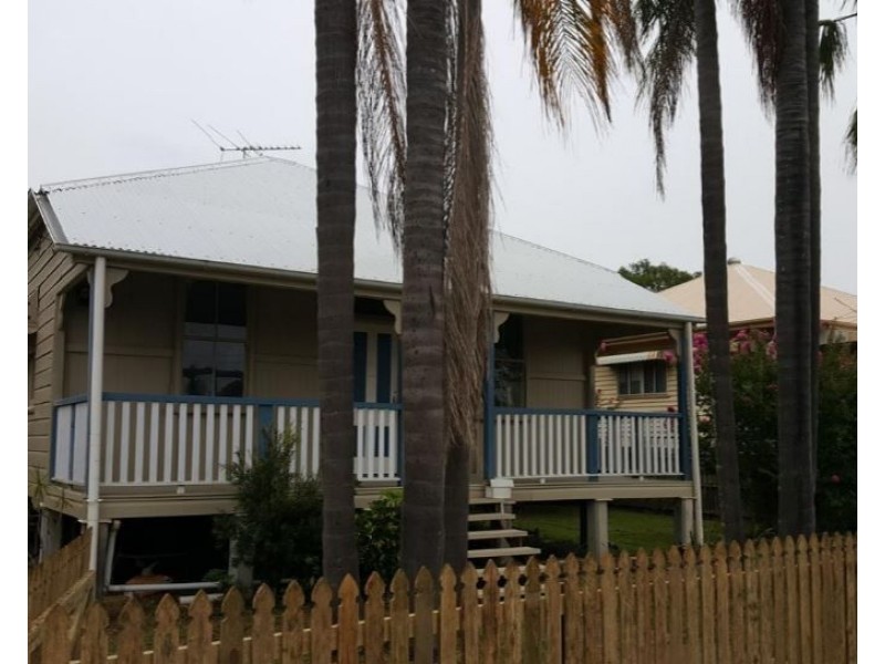 18 Yarrabin Street, Coorparoo QLD 4151