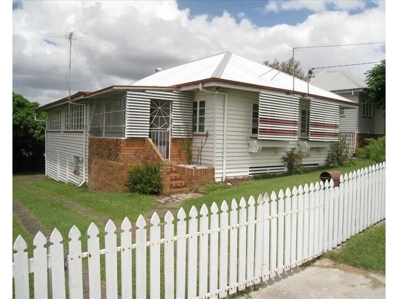 72 Brinawa Street, Camp Hill QLD 4152