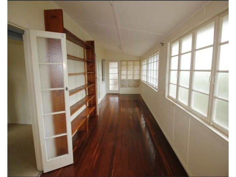 72 Brinawa Street, Camp Hill QLD 4152