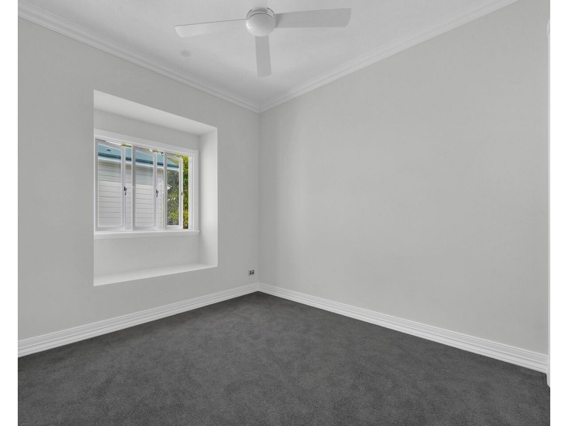 25 Pembroke Road, Coorparoo QLD 4151