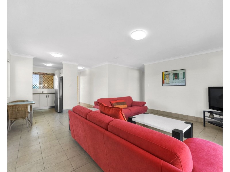 4/278 Cavendish Road, Coorparoo QLD 4151