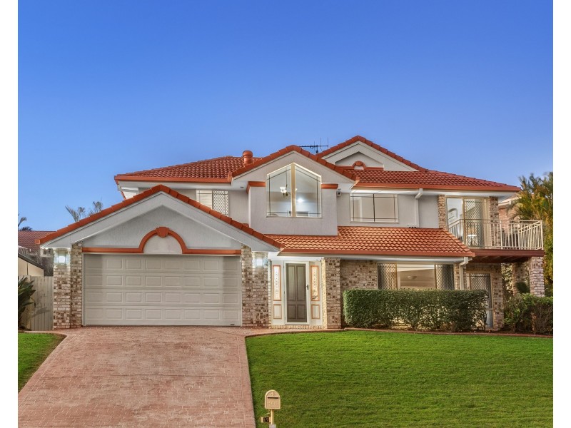 17 Piccadilly Place, Carindale QLD 4152