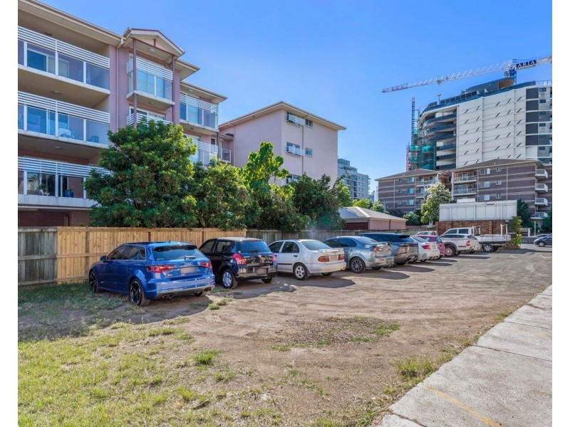 287 Shafston Avenue, Kangaroo Point QLD 4169