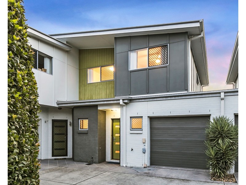 2/42 Adelaide Street, Carina QLD 4152