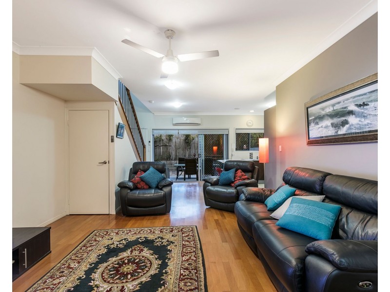 2/42 Adelaide Street, Carina QLD 4152