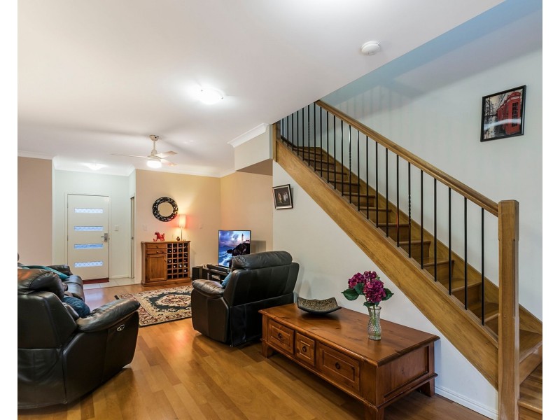 2/42 Adelaide Street, Carina QLD 4152