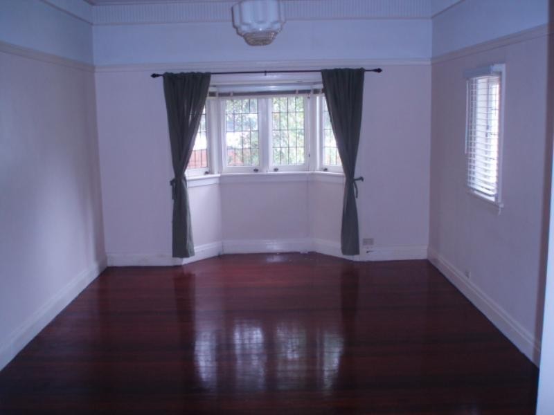 2 Beet Street, Coorparoo QLD 4151