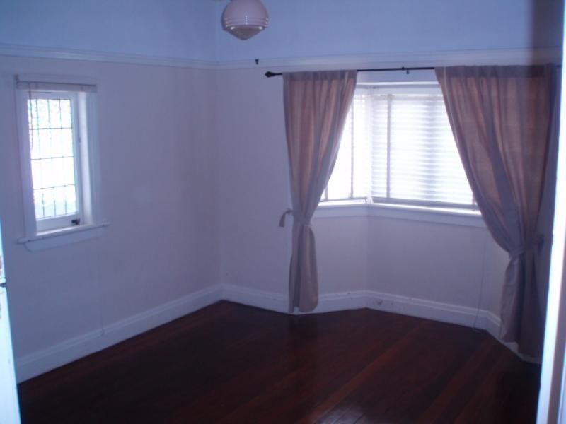 2 Beet Street, Coorparoo QLD 4151