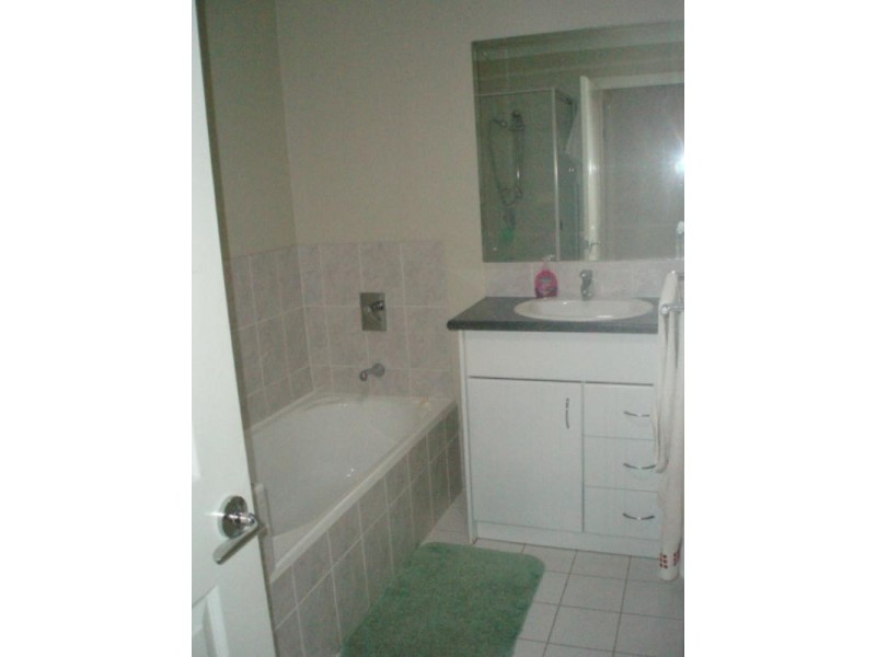 3/20 Robinson Street, Coorparoo QLD 4151