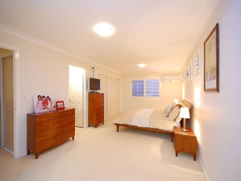 16 Glyn Street, Coorparoo QLD 4151