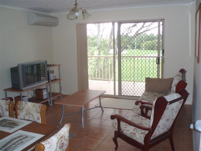 2/46 Robinson Street, Coorparoo QLD 4151