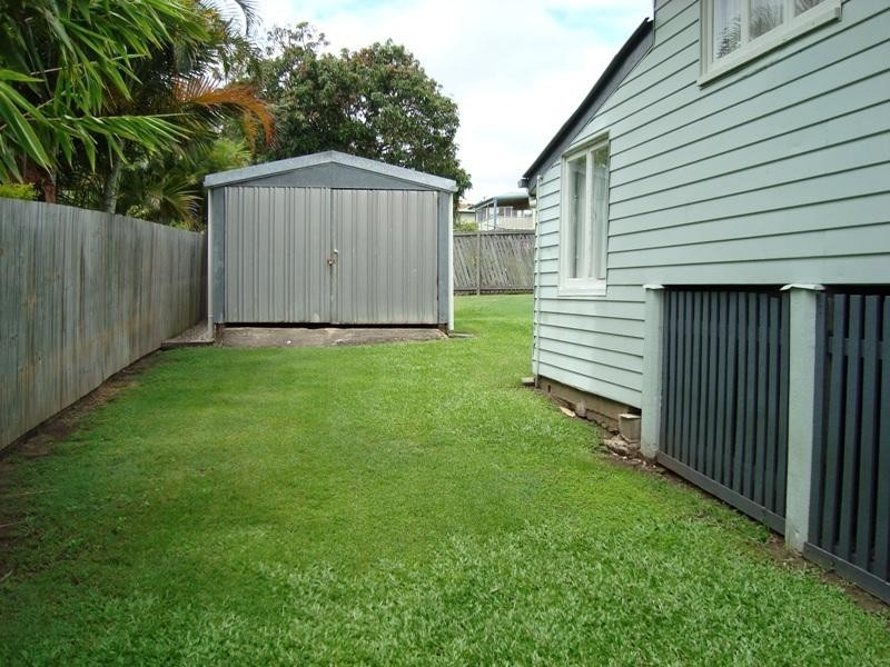 49 Amethyst Street, Holland Park QLD 4121