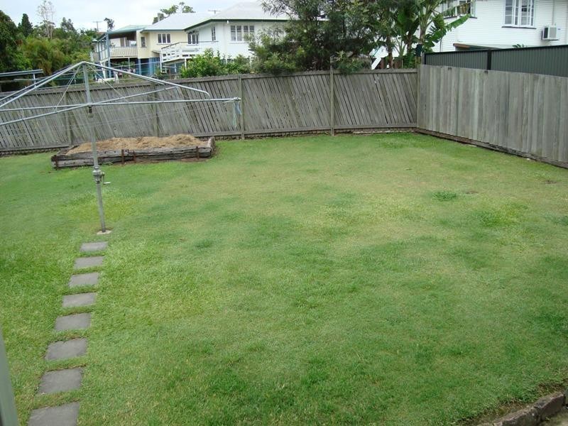 49 Amethyst Street, Holland Park QLD 4121