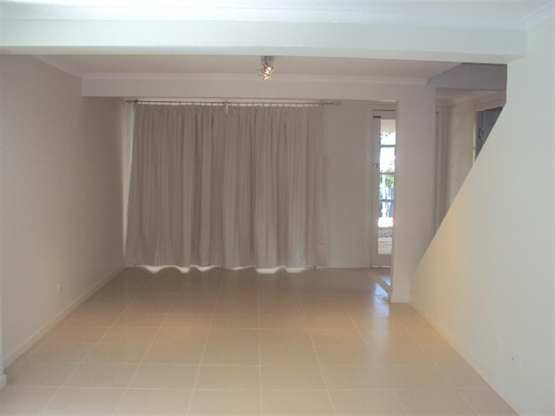 45 Clara Street, Camp Hill QLD 4152