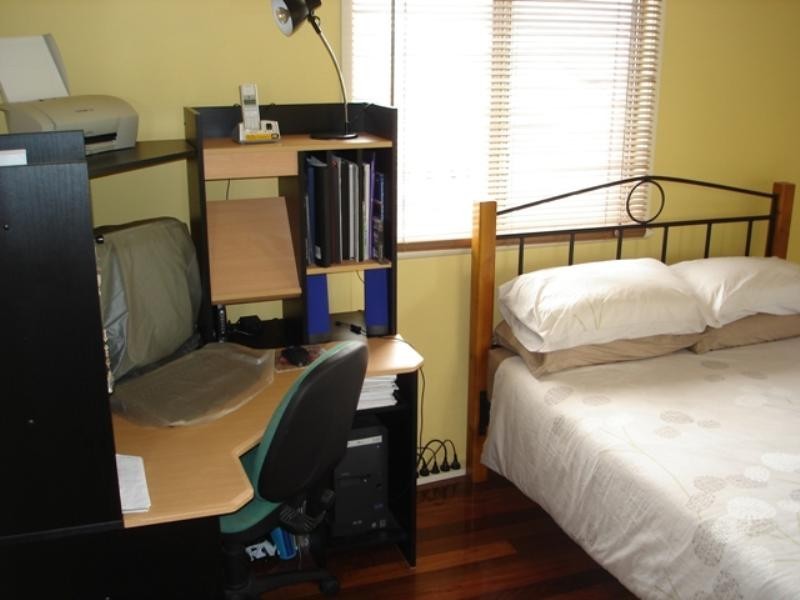 4 Hope Street, Norman Park QLD 4170