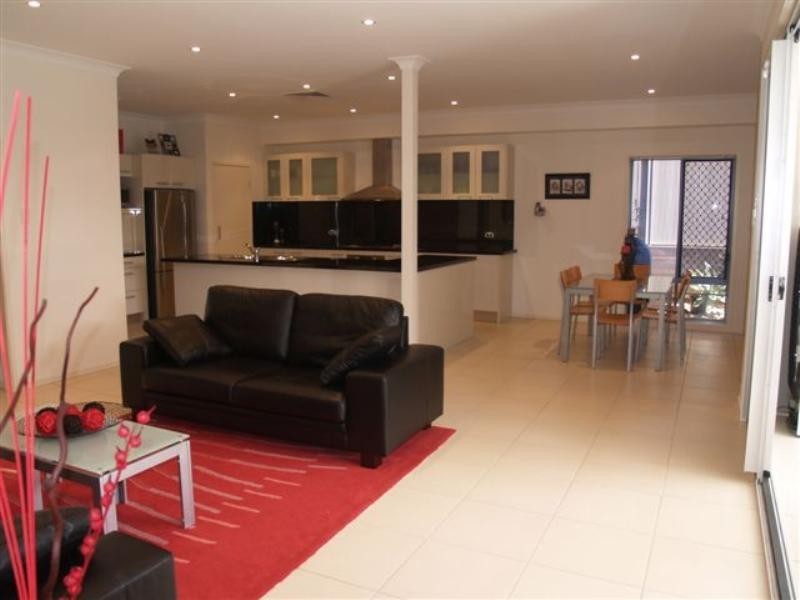 34 Giordano Place, Belmont QLD 4153