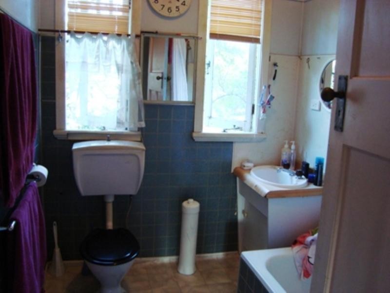 106 Newdegate Street, Greenslopes QLD 4120