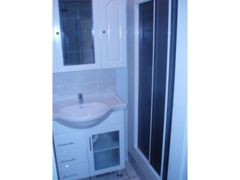 4/8 Ames Street, Coorparoo QLD 4151