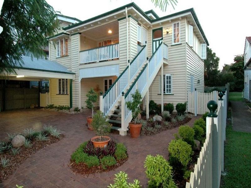 17 Rees Avenue, Coorparoo QLD 4151