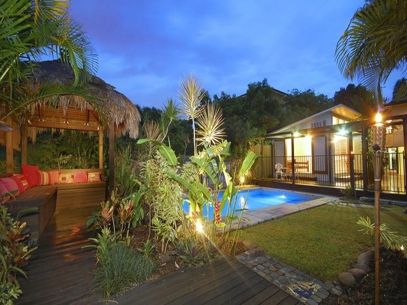 15 Geelong Avenue, Holland Park QLD 4121