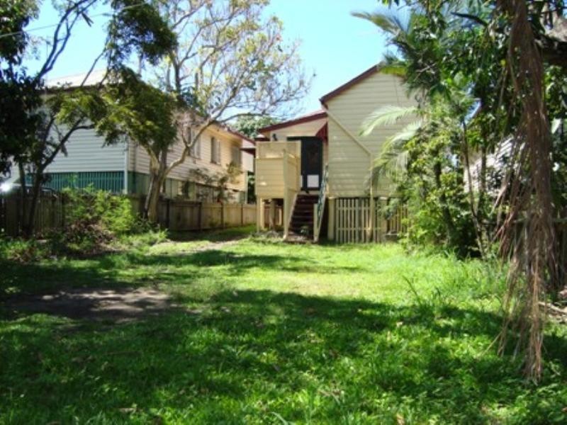179 Cornwall Street, Greenslopes QLD 4120