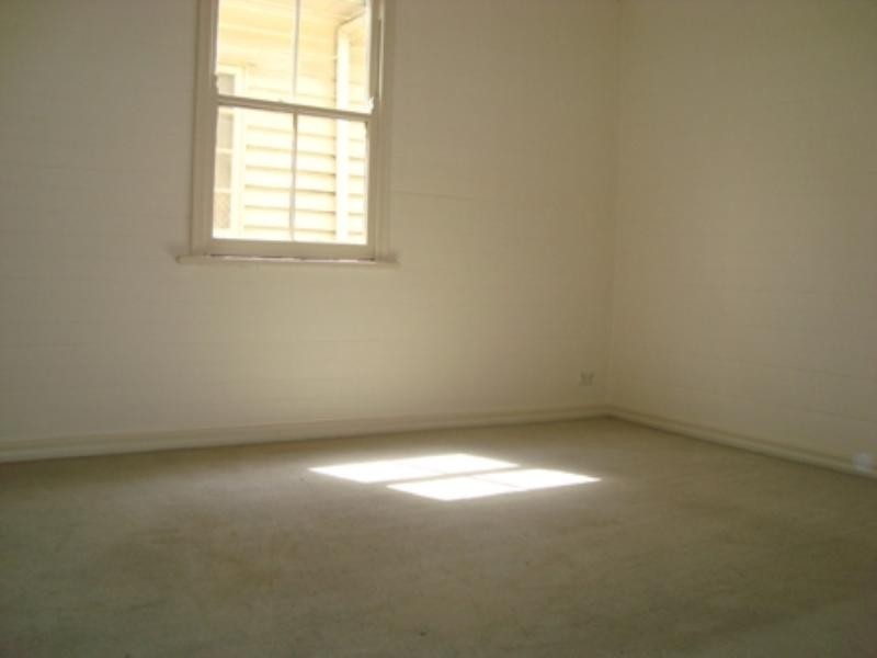 179 Cornwall Street, Greenslopes QLD 4120