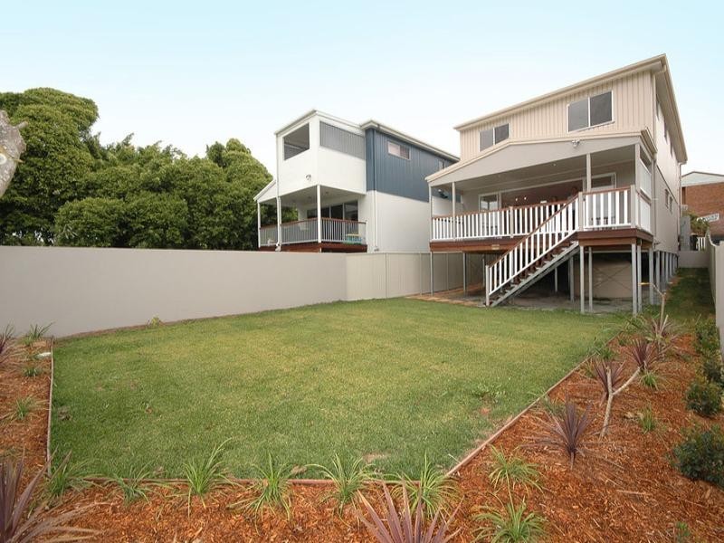 64 Baron Street, Greenslopes QLD 4120